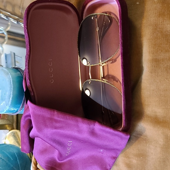 Gucci Sunglasses - Picture 1 of 3